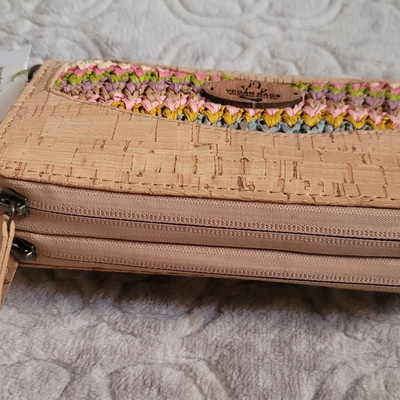 Vegan leather cork and raphia wallet - Picture 6 of 15